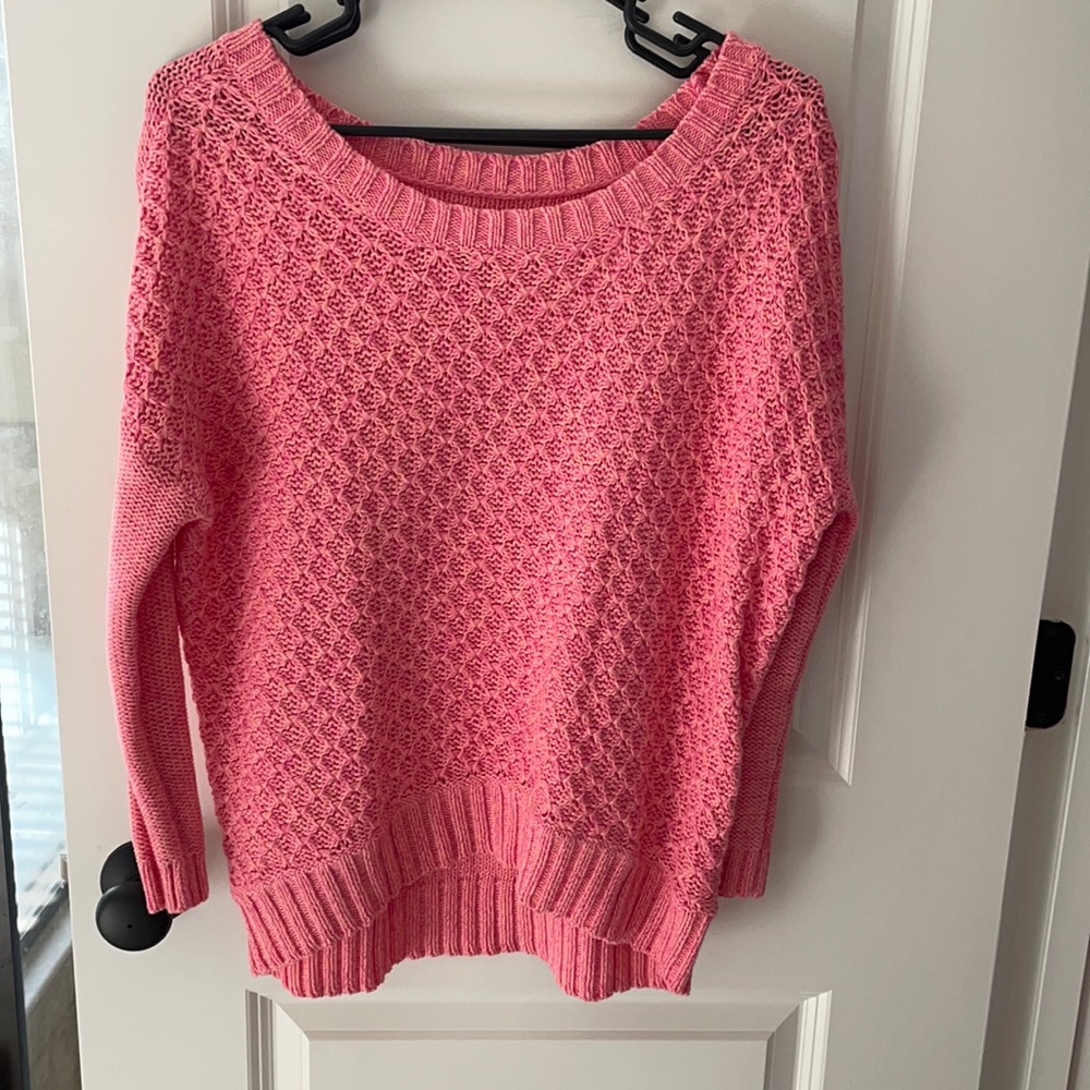 Pink sweater. American Eagle